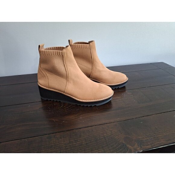 Eileen Fisher Camel Lilou Nubuck and Recycled Stretch Knit Bootie/NWOB, Sz. 5 - Picture 3 of 9